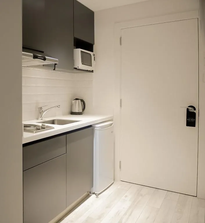 41 Twelve Aparthotel Beirut